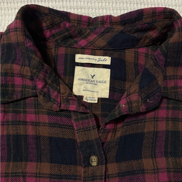 American Eagle Outfitters Plaid Shirt - Picture 3 of 7